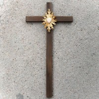 Veľký Drevený Kríž so Srdcom