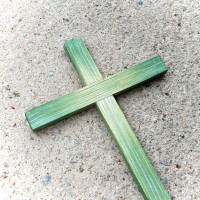 Drevený kríž - rôzne farby