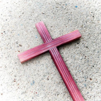 Drevený kríž - rôzne farby