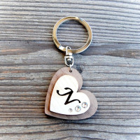 Drevený prívesok na kľúče Abeceda