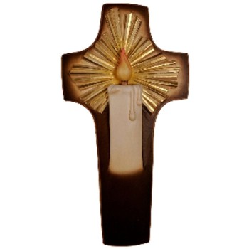 Drevený kríž svetla