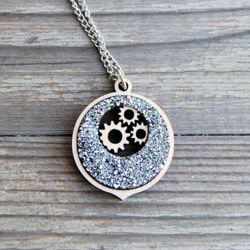 Wooden Pendant Necklace Gear