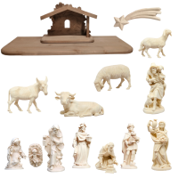 Tradičný betlehem s kométou prírodná