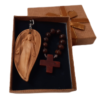 Gift set of keyring angel and finger rosary