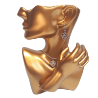 Darčeková sada náušníc a náhrdelníka s krištáľovým srdcom