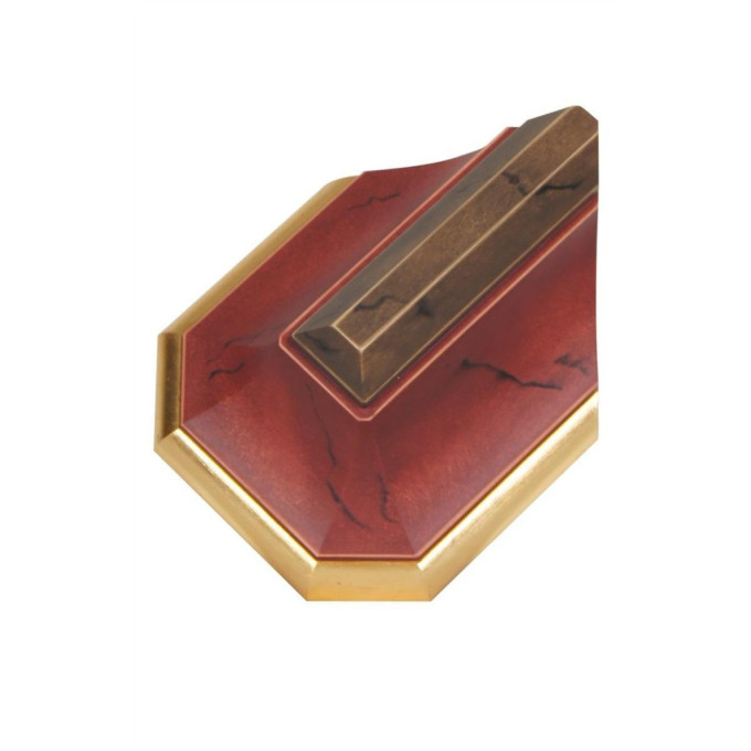 Rohový podstavec pre sochy