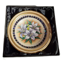 Drevená misa s ľaliou a krištáľom Heliotrope