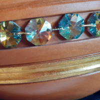 Drevená misa s krištáľom Marea