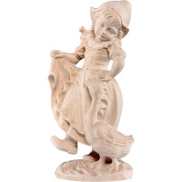 Dievčatko s husou drevená soška