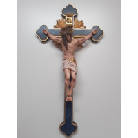 Mramorový kríž v barokovom štýle