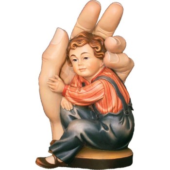 Chlapec v ochranných rukách